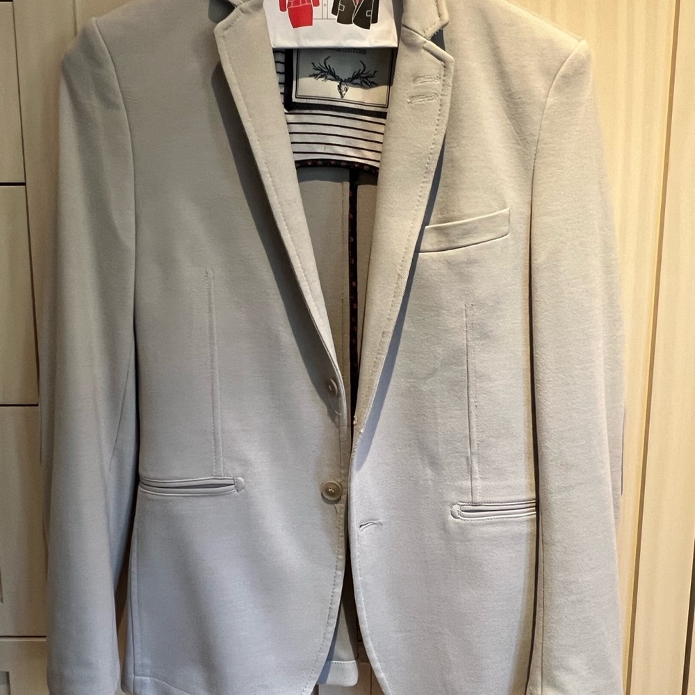 Zara Men's Soft Gray Blazer